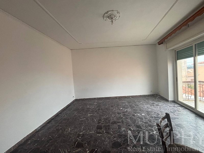 Quadrilocale in Vendita a La Maddalena, 120'000€, 98 m²
