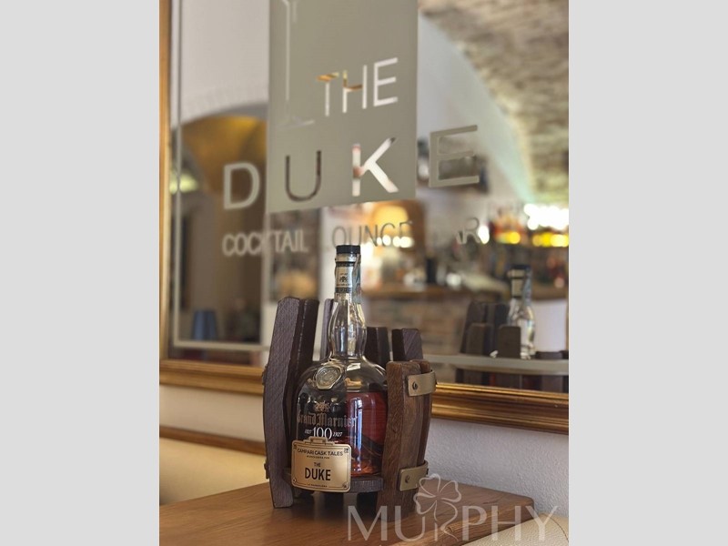 Attività commerciale in Vendita a La Maddalena, 320'000€, 95 m²