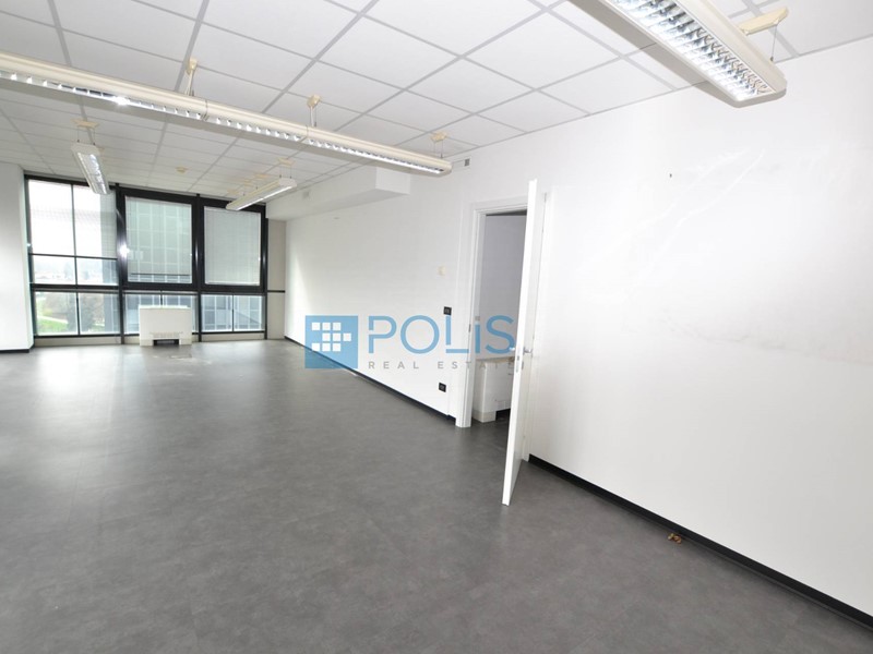 Ufficio in Affitto a Padova, 2'160€, 190 m²