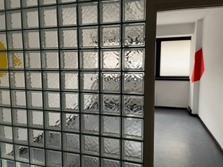 Ufficio in Affitto a Padova, 1'700€, 250 m²