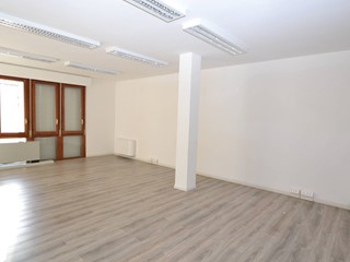 Ufficio in Affitto a Padova, 165 m²