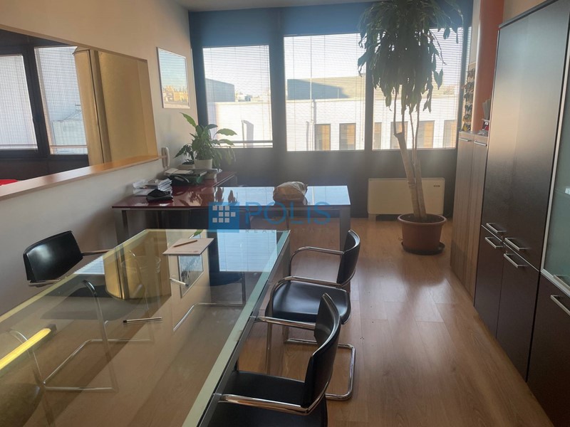 Ufficio in Affitto a Padova, 1'550&euro;, 170 m²