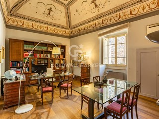 Appartamento in Vendita a Assisi, 495'000€, 120 m²