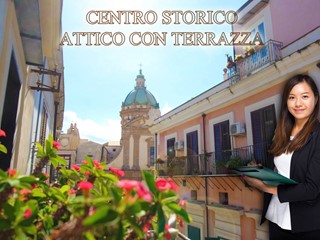 Appartamento in Vendita a Palermo, 365'000€, 264 m²