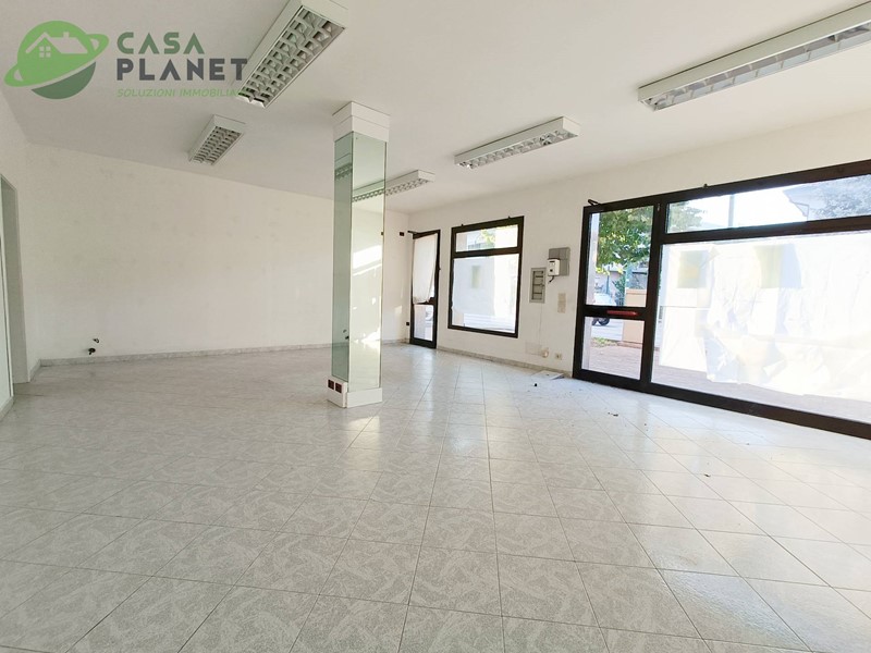 Negozio in Vendita a Venezia, 100'000€, 80 m²