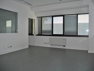 Ufficio in Affitto a Preganziol, 2'200€, 270 m²