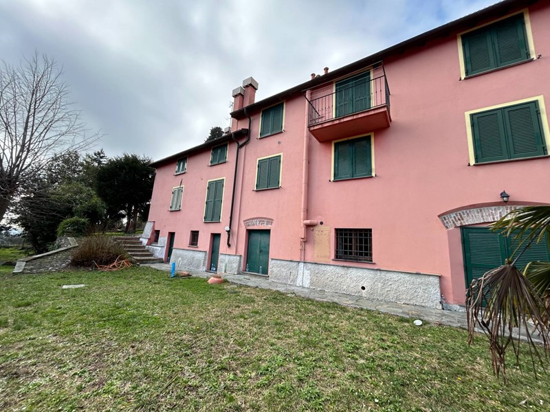 Appartamento in Vendita a Serra Riccò, 250'000€, 90 m²