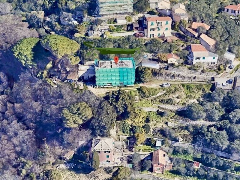 Rustico in Vendita a Genova, 300'000€, 350 m²