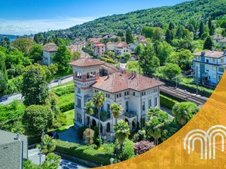 Villa in Vendita a Verbania, 1'950'000€, 650 m²