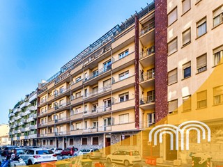 Appartamento in Vendita a Torino, 375'000€, 120 m²