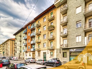 Appartamento in Vendita a Torino, 1'099'000€, 690 m²