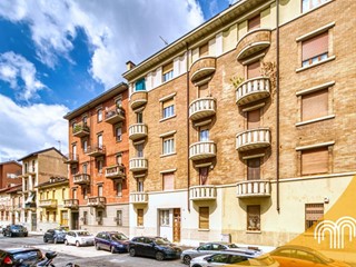 Bilocale in Vendita a Torino, 99'000€, 55 m²