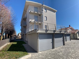 Bilocale in Vendita a Carrù, 55 m²