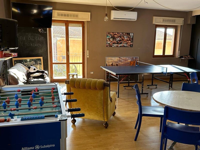 Attività commerciale in Vendita a Monteprandone, 80'000€, 90 m²