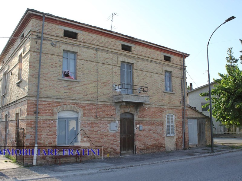 Casa Indipendente in Vendita a Sant'Egidio alla Vibrata, 90'000€, 170 m²