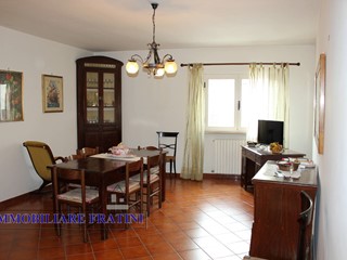 Appartamento in Vendita a Civitella del Tronto, 79'000€, 110 m²