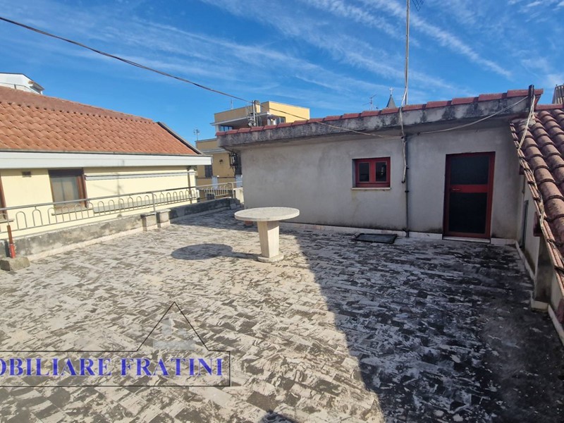 Casa Indipendente in Vendita a Sant'Egidio alla Vibrata, 139'000€, 305 m²