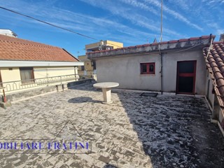 Casa Indipendente in Vendita a Sant'Egidio alla Vibrata, 139'000€, 305 m²