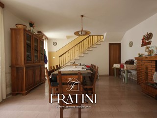 Casa Indipendente in Vendita a Campli, 54'000€, 75 m²