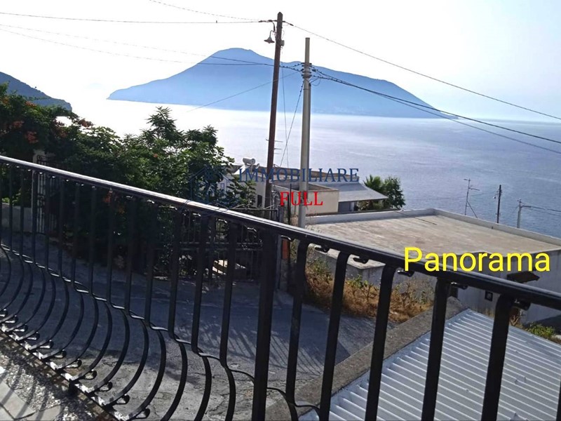 Villa in Vendita a Lipari, 530'000€, 250 m²