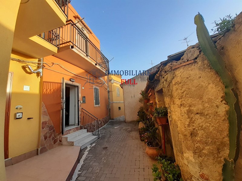 Casa Indipendente in Vendita a Messina, 46'000€, 70 m²