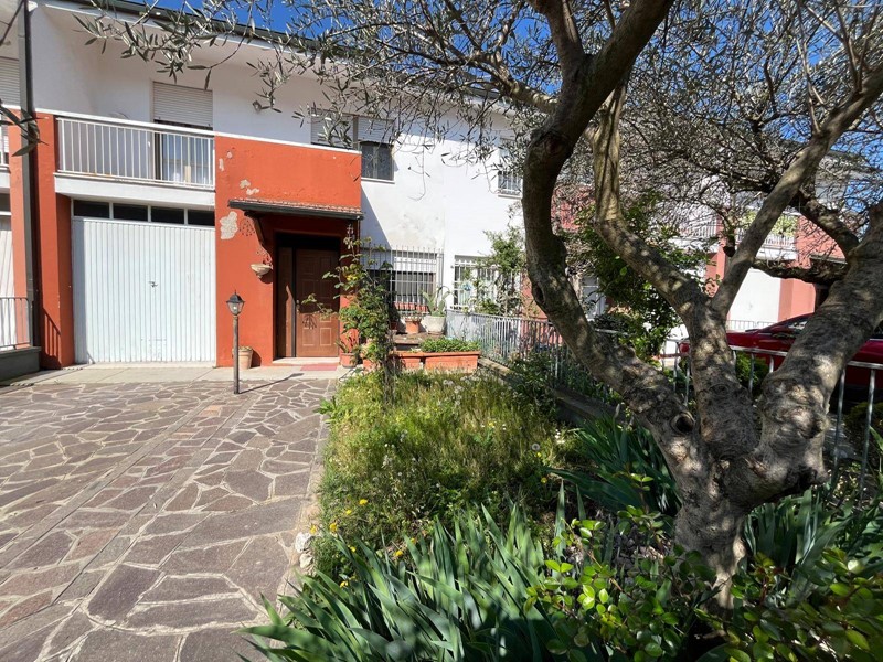 Villetta a schiera in Vendita a Castelfranco Emilia, 279'000€, 163 m²