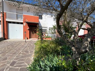 Villetta a schiera in Vendita a Castelfranco Emilia, 279'000€, 163 m²