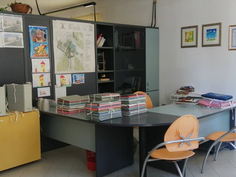 Immobile commerciale in Vendita a Ponsacco, 70'000€, 60 m²