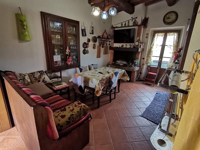 Casa Indipendente in Vendita a Palaia, 273'000€, 290 m²