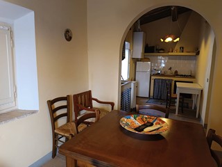 Casa Indipendente in Vendita a Lajatico, 150'000€, 114 m²