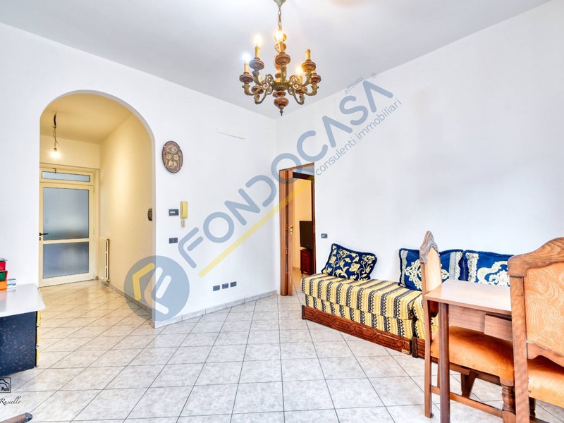 Bilocale in Vendita a Limbiate, 109'000€, 53 m²