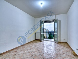 Bilocale in Vendita a Limbiate, 119'000€, 84 m²