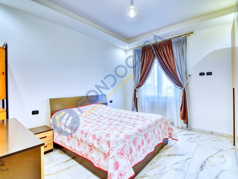 Trilocale in Vendita a Limbiate, 149'000€, 81 m²