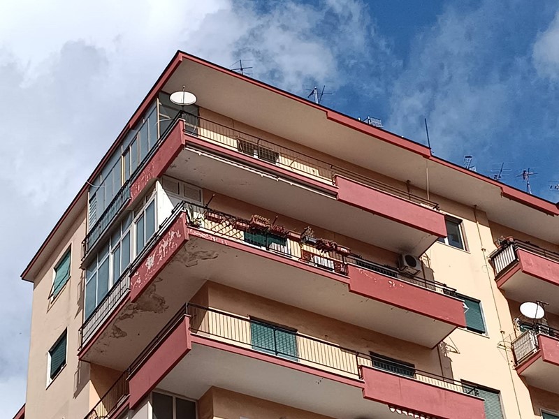 Appartamento in Affitto a Napoli, 1'150€, 115 m²