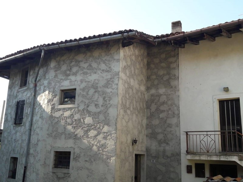 Casa Indipendente in Vendita a Tarcento, 25'000€, 186 m²
