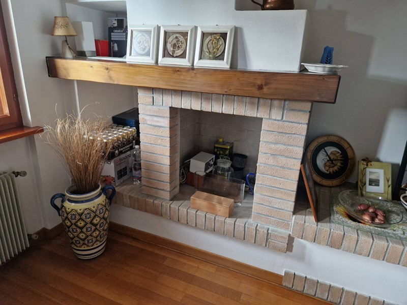 Villa in Vendita a Tarcento, 500 m²