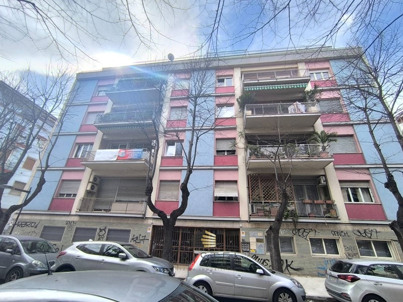 Trilocale in Vendita a Pescara, 190'000€, 65 m²