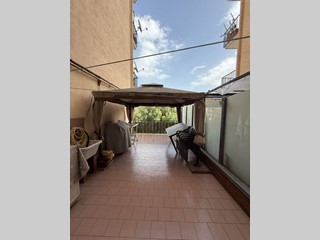 Quadrilocale in Vendita a Salerno, 209'000&euro;, 105 m²