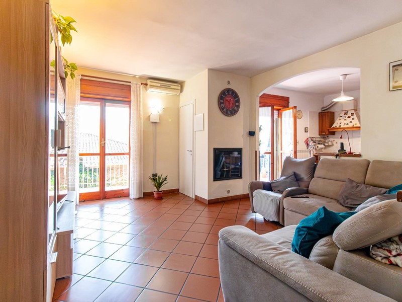 Quadrilocale in Vendita a Baronissi, 180'000€, 137 m²