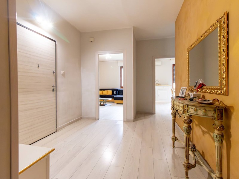 Appartamento in Vendita a Salerno, 185'000&euro;, 130 m²