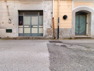 Magazzino in Vendita a Pellezzano, 15'000&euro;, 56 m²