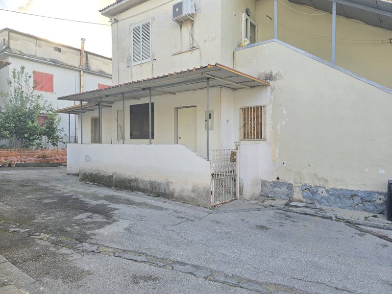 Trilocale in Vendita a Sant'Arpino, 80'000€, 70 m²