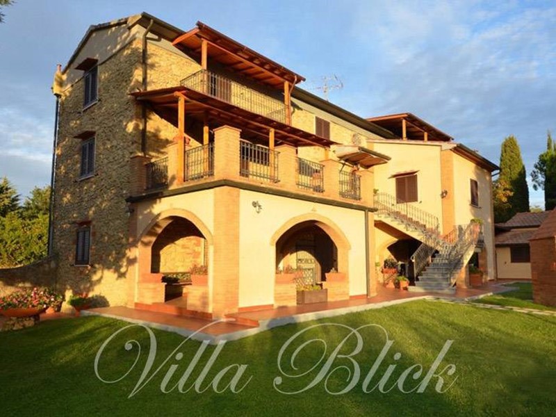 Villa in Vendita a Guardistallo, 1'100'000€, 450 m²