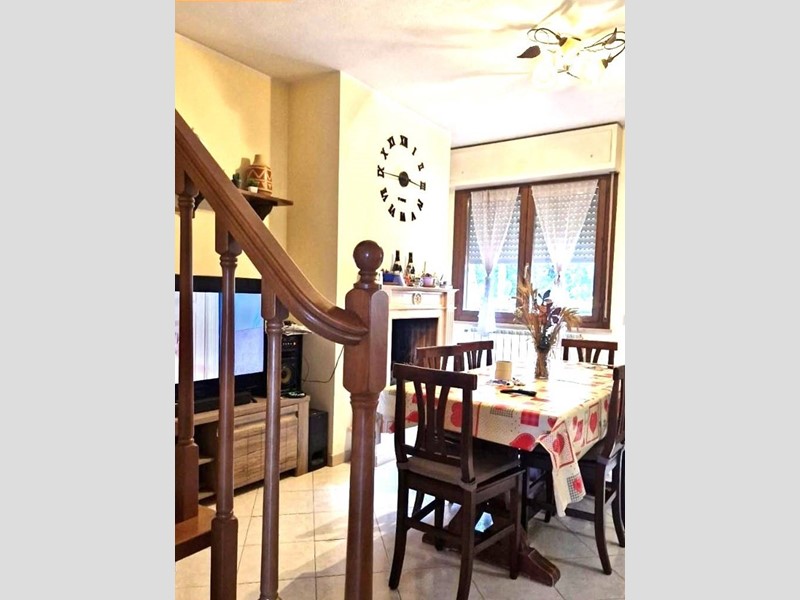 Trilocale in Vendita a Crespina Lorenzana, 129'000€, 90 m²