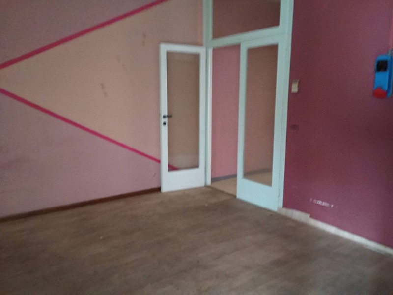 Appartamento in Vendita a Pontedera, 130'000€, 120 m²