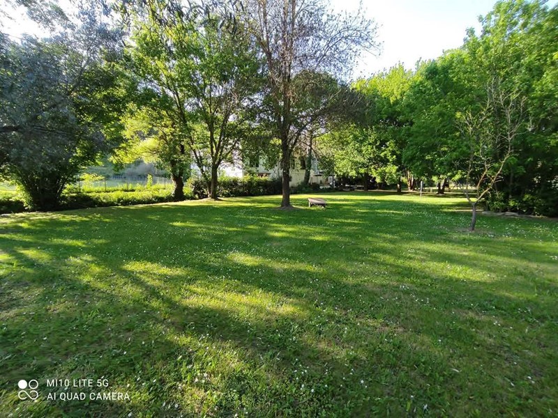 Rustico in Vendita a Casciana Terme Lari, 370'000€, 600 m²