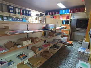 Immobile commerciale in Vendita a Pontedera, 110'000€, 90 m²