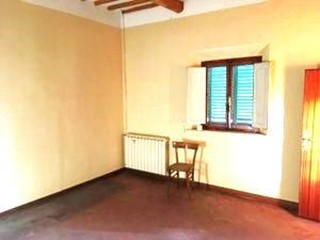 Quadrilocale in Vendita a San Miniato, 113'000€, 90 m²