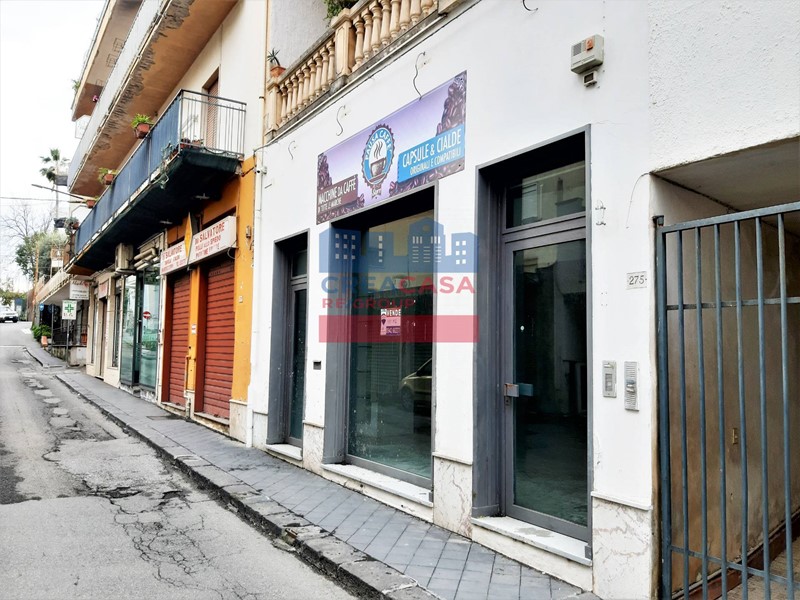 Immobile commerciale in Vendita a Giardini Naxos, 186'000€, 140 m²