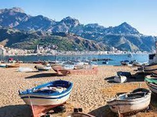 Bilocale in Vendita a Giardini Naxos, 110'000€, 34 m²